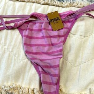 VS PINK thong. Pink stripe. Size L